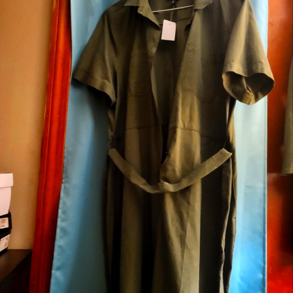 Women's dress